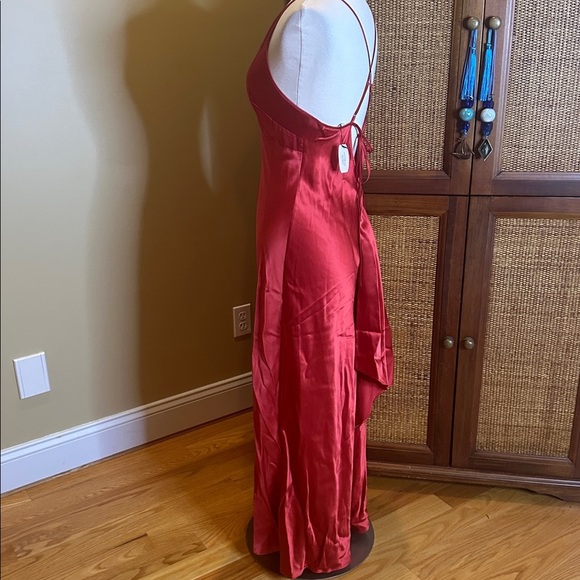 Victoria’s Secret Red Silk Maxi Gown Night Gown SzM - Picture 7 of 9